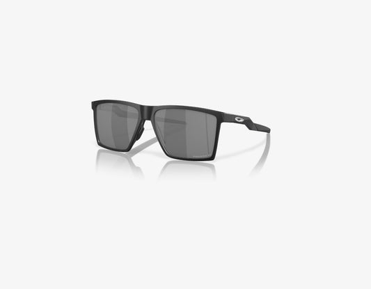 Oakley Futurity – Satin Black